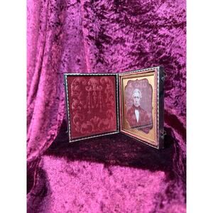 Antique Daguerreotype Leather Case - Civil War Era Gentleman Tin Type Photograph